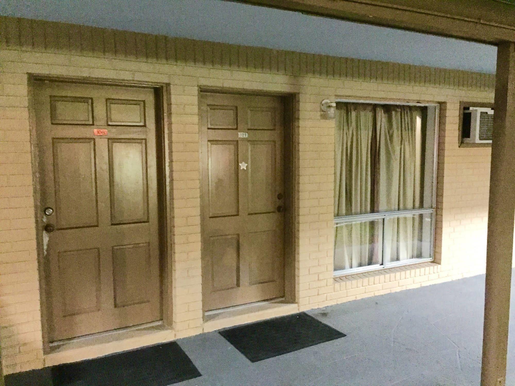 Beverly Hills Motel Kültér fotó